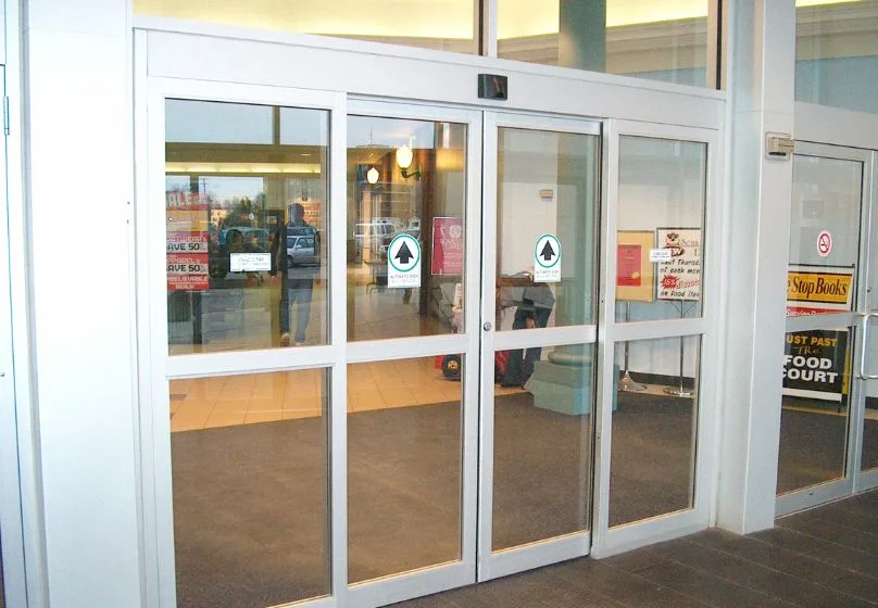 Automatic revolving glass door at a luxury hotel in Dubai